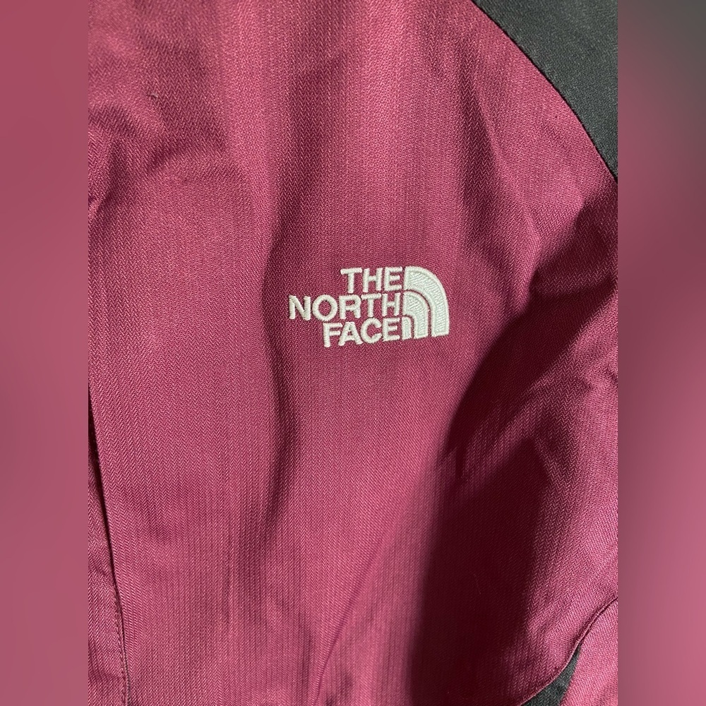 The North Face Women's HyVent Jacket Size Medium Full Zip Purple & Black No Hood - Picture 3 of 9